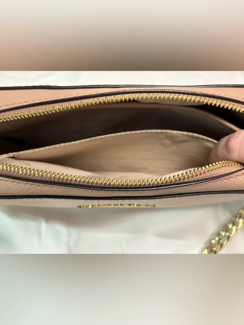 Michael Kors Jet Set Pink Saffiano Leather Crossbody Camera Bag Gold Chain